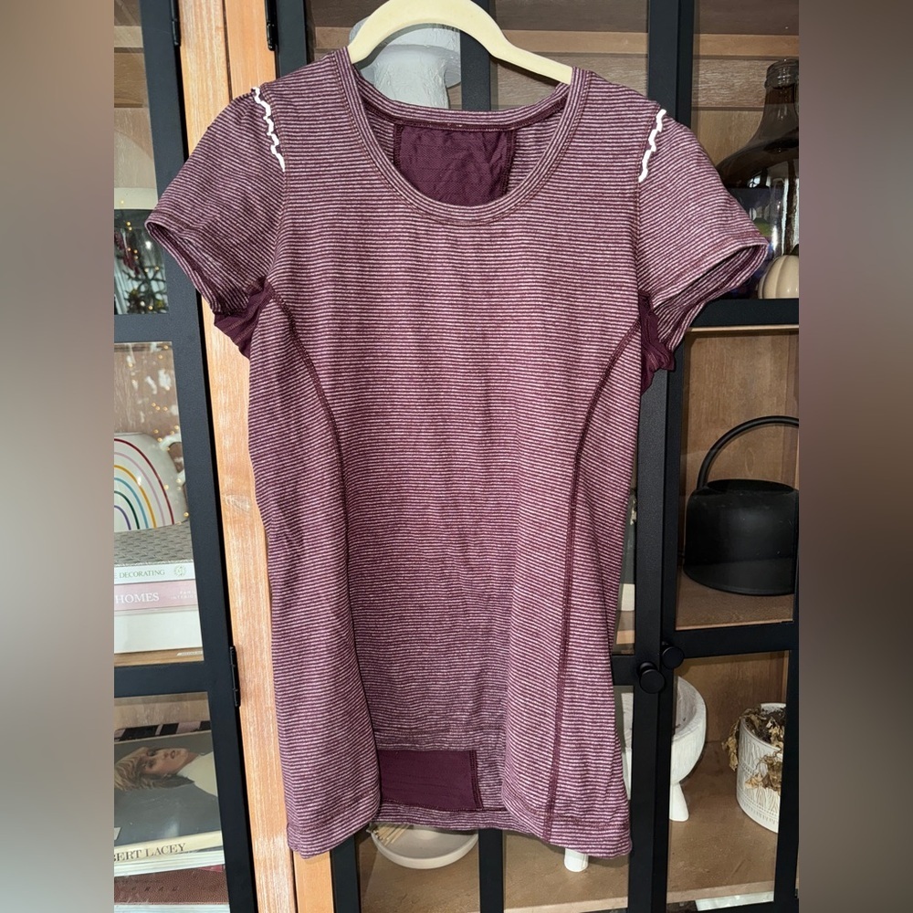 Lululemon Star Runner Short Sleeve tee tonka Stripe Bordeaux Drama maroon crew